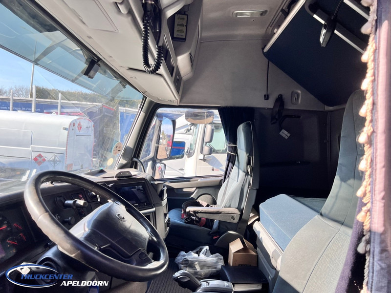 Volvo FH 440 HIAB 800 E4, 8x2 - Pritsche LKW, Autokran: das Bild 5 Volvo FH 440 HIAB 800 E4, 8x2 - Pritsche LKW, Autokran: das Bild 5