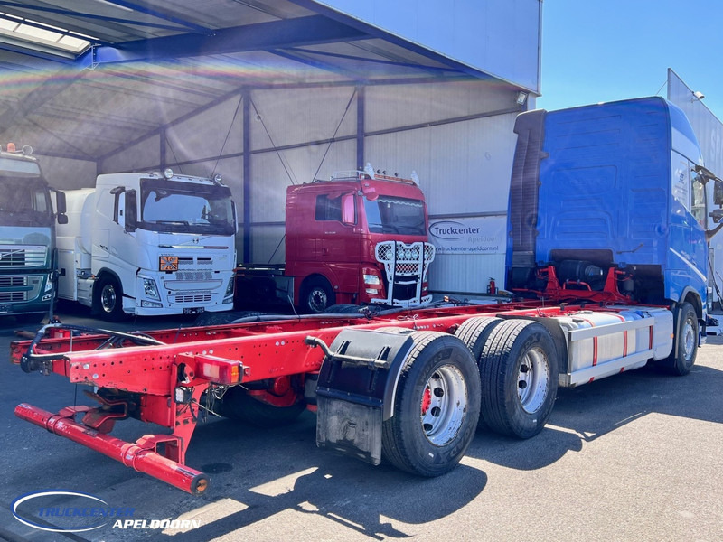Volvo FH 540 6x4, Dual clutch, XL Globetrotter, PTO, Retarder - Fahrgestell LKW: das Bild 2 Volvo FH 540 6x4, Dual clutch, XL Globetrotter, PTO, Retarder - Fahrgestell LKW: das Bild 2