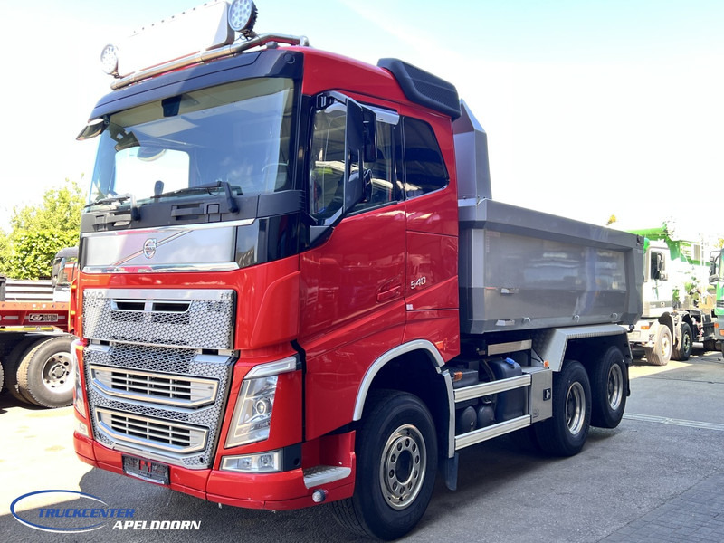Volvo FH 540 6x4 Tandem lift!, Retarder, Big axles - Kipper: das Bild 3 Volvo FH 540 6x4 Tandem lift!, Retarder, Big axles - Kipper: das Bild 3