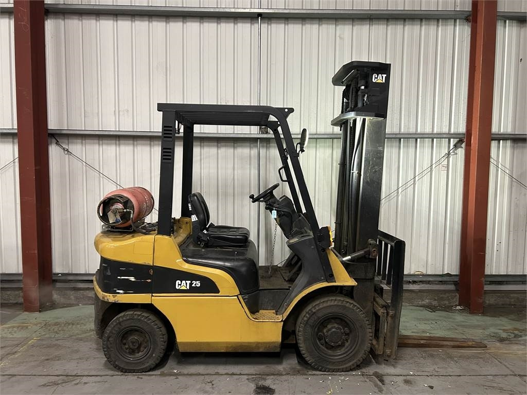 CAT GP25NT - Treibgasstapler: das Bild 5 CAT GP25NT - Treibgasstapler: das Bild 5