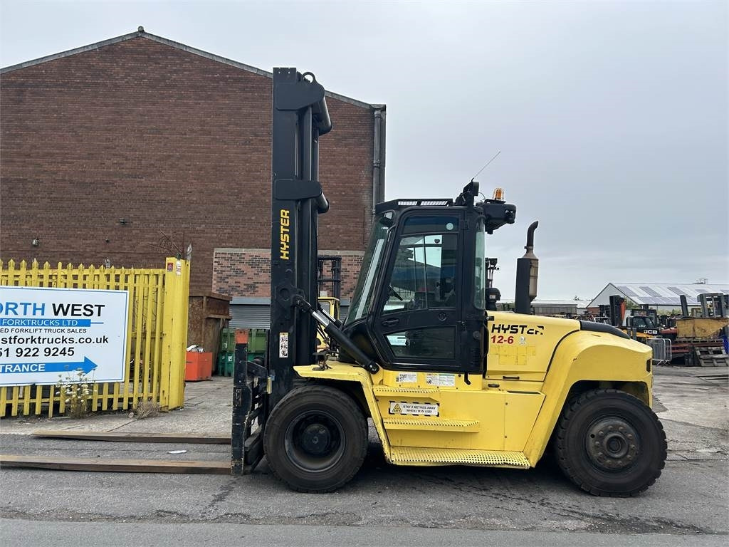 Hyster H12XM-6 - Dieselstapler: das Bild 1 Hyster H12XM-6 - Dieselstapler: das Bild 1