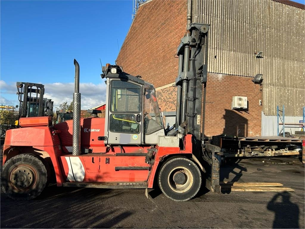 Kalmar DCE150-12 - Dieselstapler: das Bild 2 Kalmar DCE150-12 - Dieselstapler: das Bild 2
