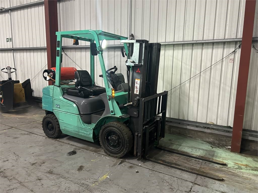 Mitsubishi FG25NT - Treibgasstapler: das Bild 4 Mitsubishi FG25NT - Treibgasstapler: das Bild 4