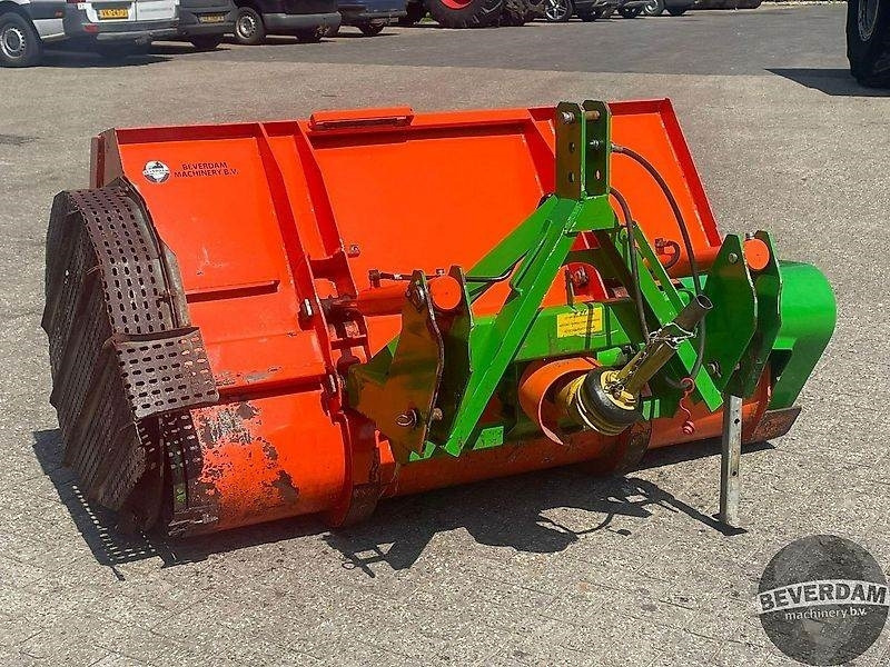 Holaras VDC 900 - Landmaschine: das Bild 4 Holaras VDC 900 - Landmaschine: das Bild 4