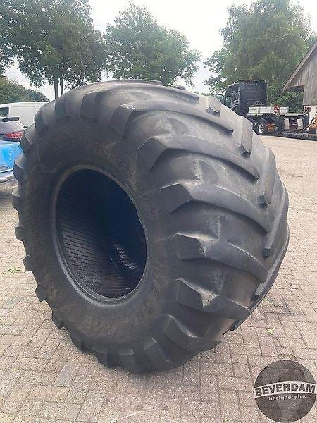 Michelin MEGA BIB 1050/50R32 - Reifen für Landmaschine: das Bild 5 Michelin MEGA BIB 1050/50R32 - Reifen für Landmaschine: das Bild 5