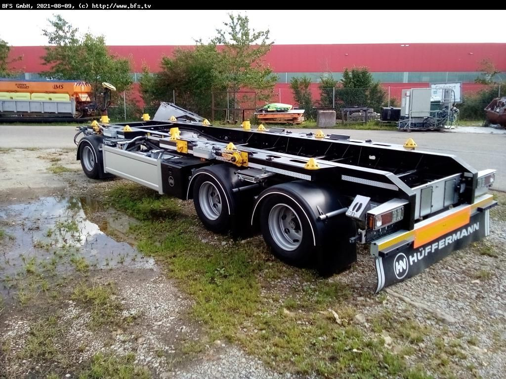 Hüffermann Vario-Carrier HMA 2424 ZB 3-Achs für Absetzmulde - Abrollanhänger/ Absetzanhänger: das Bild 3 Hüffermann Vario-Carrier HMA 2424 ZB 3-Achs für Absetzmulde - Abrollanhänger/ Absetzanhänger: das Bild 3