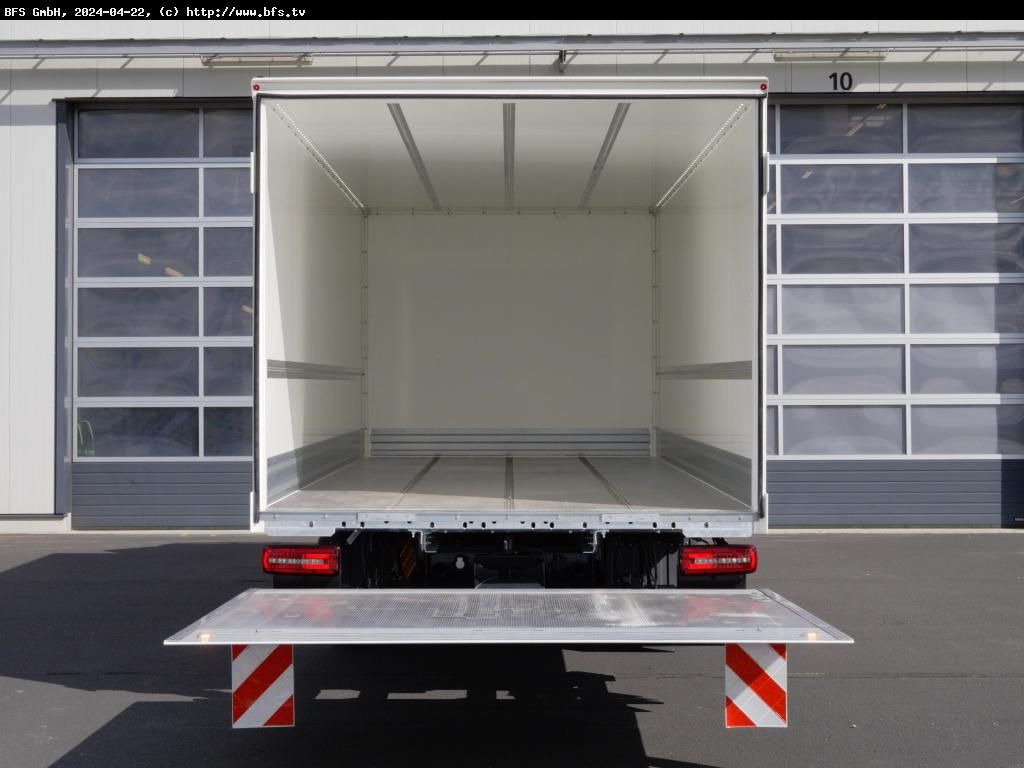 MAN TGL (TG3) 12.220 4x2 BL CH - Koffer LKW: das Bild 3 MAN TGL (TG3) 12.220 4x2 BL CH - Koffer LKW: das Bild 3