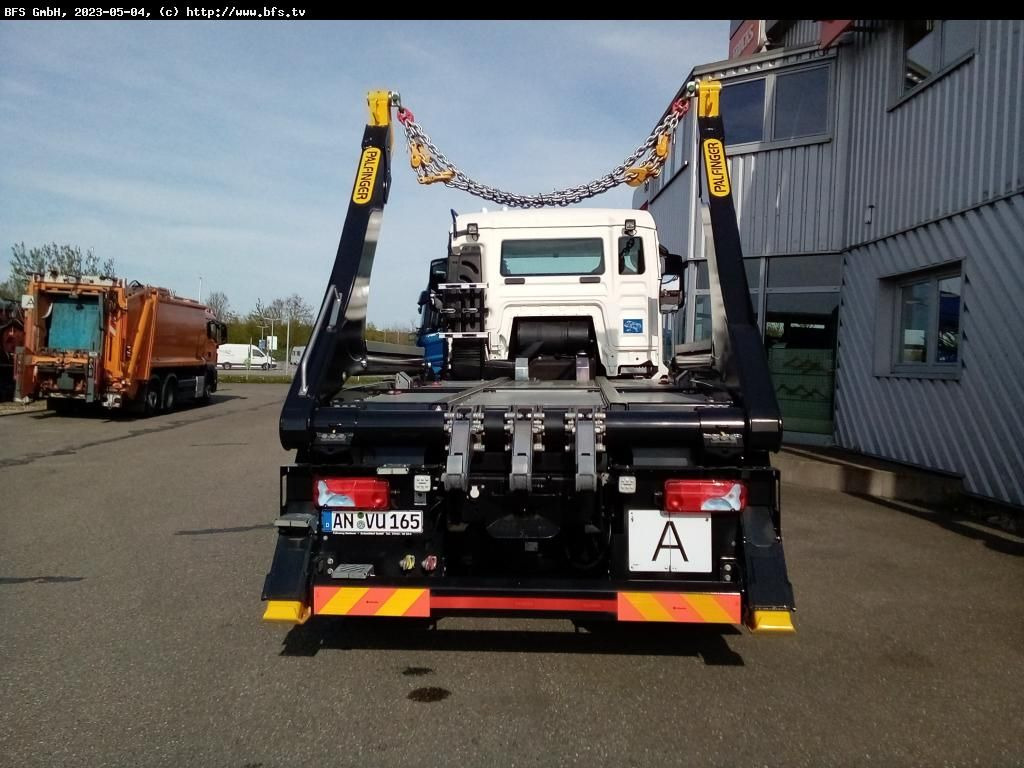 MAN TGS (TG3) 26.430 6x2-4 BL CH VL-Achser, Palfinge - Kipper: das Bild 2 MAN TGS (TG3) 26.430 6x2-4 BL CH VL-Achser, Palfinge - Kipper: das Bild 2