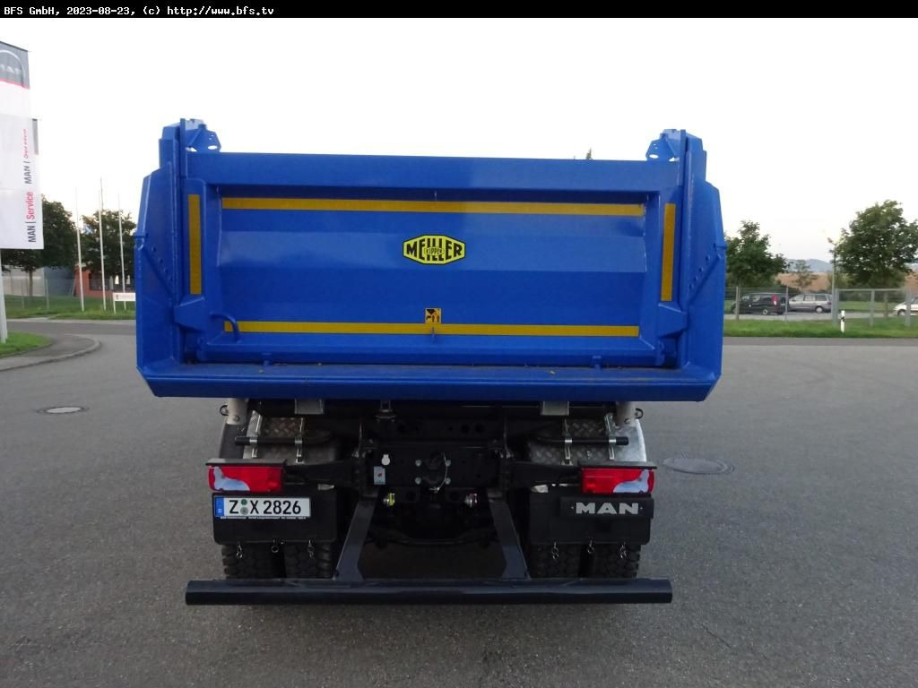 MAN TGS (TG3) 35.520 8x4 BB CH Bordmatik links, 3-Se - Kipper: das Bild 3 MAN TGS (TG3) 35.520 8x4 BB CH Bordmatik links, 3-Se - Kipper: das Bild 3
