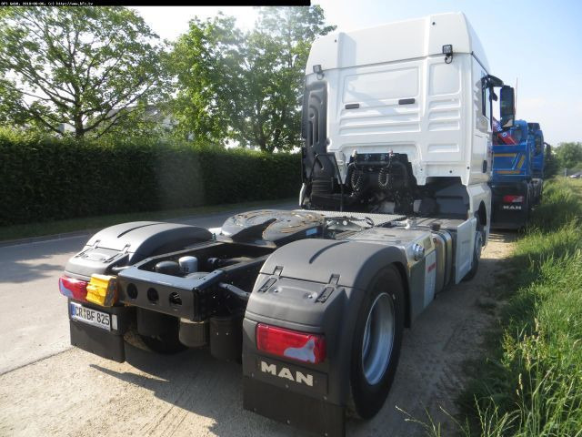 MAN TGX 18.460 4x2 LLS Kipphydraulik, Kompressor MAN TGX 18.460 4x2 LLS Kipphydraulik, Kompressor - Sattelzugmaschine: das Bild 2 MAN TGX 18.460 4x2 LLS Kipphydraulik, Kompressor MAN TGX 18.460 4x2 LLS Kipphydraulik, Kompressor - Sattelzugmaschine: das Bild 2