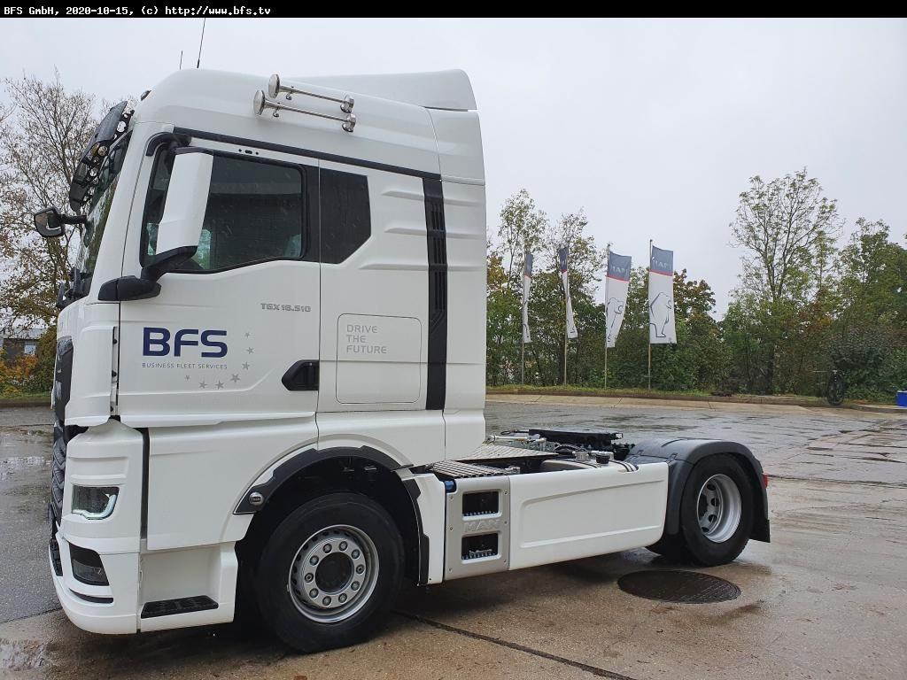 MAN TGX 18.510 4x2 BL SA TG3 - SZM - 2-Kreis Kipphyd - Sattelzugmaschine: das Bild 2 MAN TGX 18.510 4x2 BL SA TG3 - SZM - 2-Kreis Kipphyd - Sattelzugmaschine: das Bild 2