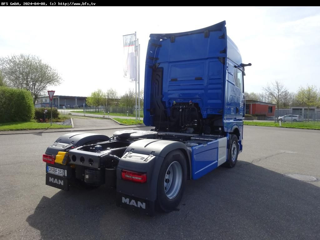 MAN TGX (TG3) 18.520 4x2 BL SA Digitales Spiegelsyst MAN TGX (TG3) 18.520 4x2 BL SA Digitales Spiegelsyst - Sattelzugmaschine: das Bild 2 MAN TGX (TG3) 18.520 4x2 BL SA Digitales Spiegelsyst MAN TGX (TG3) 18.520 4x2 BL SA Digitales Spiegelsyst - Sattelzugmaschine: das Bild 2