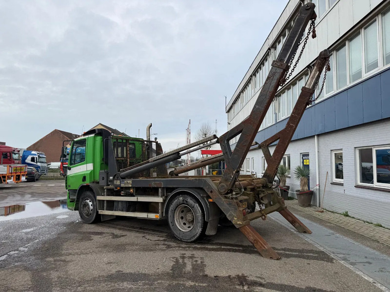 DAF CF 75.310 4X2 HYVALIFT SKIPLOADER MANUAL GEAR FULL STEEL - Absetzkipper: das Bild 2 DAF CF 75.310 4X2 HYVALIFT SKIPLOADER MANUAL GEAR FULL STEEL - Absetzkipper: das Bild 2