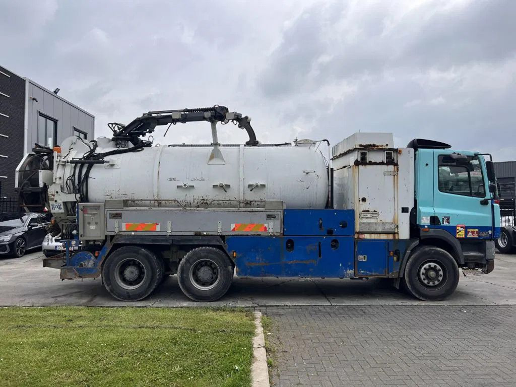 DAF CF 85.380 6X4 VACUUM CLEANER - FULL STEEL - Saug-/ Spülfahrzeug: das Bild 5 DAF CF 85.380 6X4 VACUUM CLEANER - FULL STEEL - Saug-/ Spülfahrzeug: das Bild 5