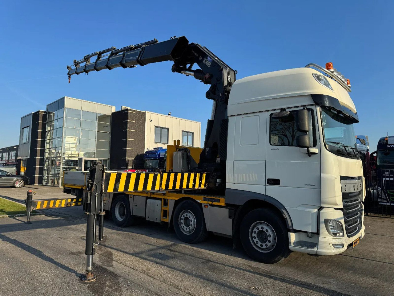 Ginaf X6 4243 CS 8X2 - EURO 6 + HIAB 855 EP-6 + REMOTE - Autokran: das Bild 2 Ginaf X6 4243 CS 8X2 - EURO 6 + HIAB 855 EP-6 + REMOTE - Autokran: das Bild 2