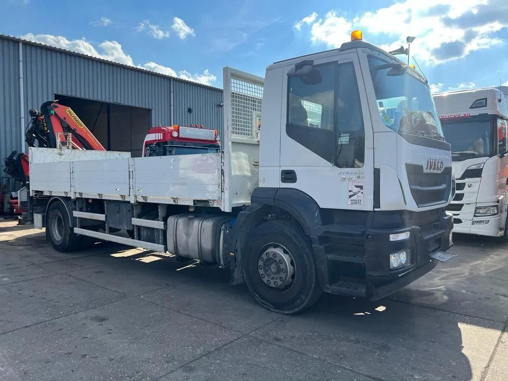 Iveco Stralis 310 PALFINGER PK14002 - MOTOR DEFECT - Pritsche LKW, Autokran: das Bild 3 Iveco Stralis 310 PALFINGER PK14002 - MOTOR DEFECT - Pritsche LKW, Autokran: das Bild 3