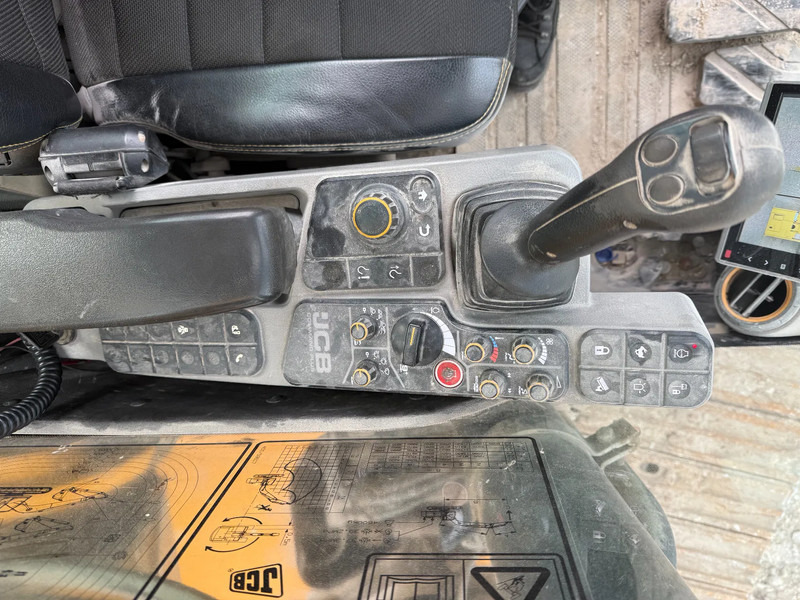 Kettenbagger JCB 220 XL 4F WITH BUCKET, SORTING GRAB WITH ROTATOR + €5000,-: das Bild 18 Kettenbagger JCB 220 XL 4F WITH BUCKET, SORTING GRAB WITH ROTATOR + €5000,-: das Bild 18