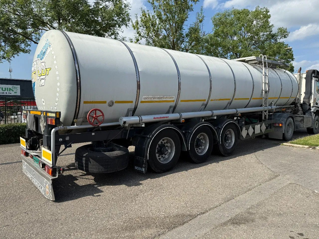 Kässbohrer BITUM - 32000 LITER - 1 COMP. - Tankauflieger: das Bild 3 Kässbohrer BITUM - 32000 LITER - 1 COMP. - Tankauflieger: das Bild 3