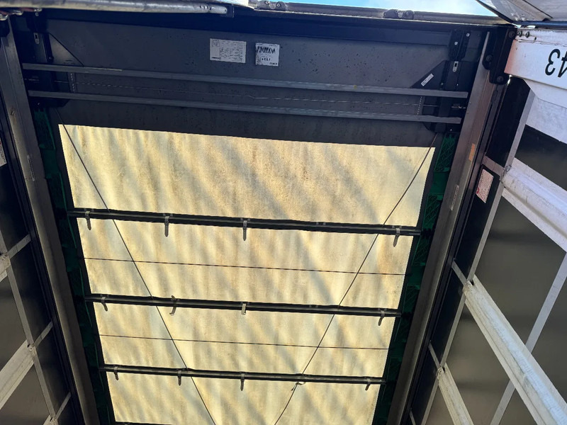 Planenauflieger Krone SD 3 AXLE SLIDING ROOF PALLETKIST CODE XL: das Bild 12