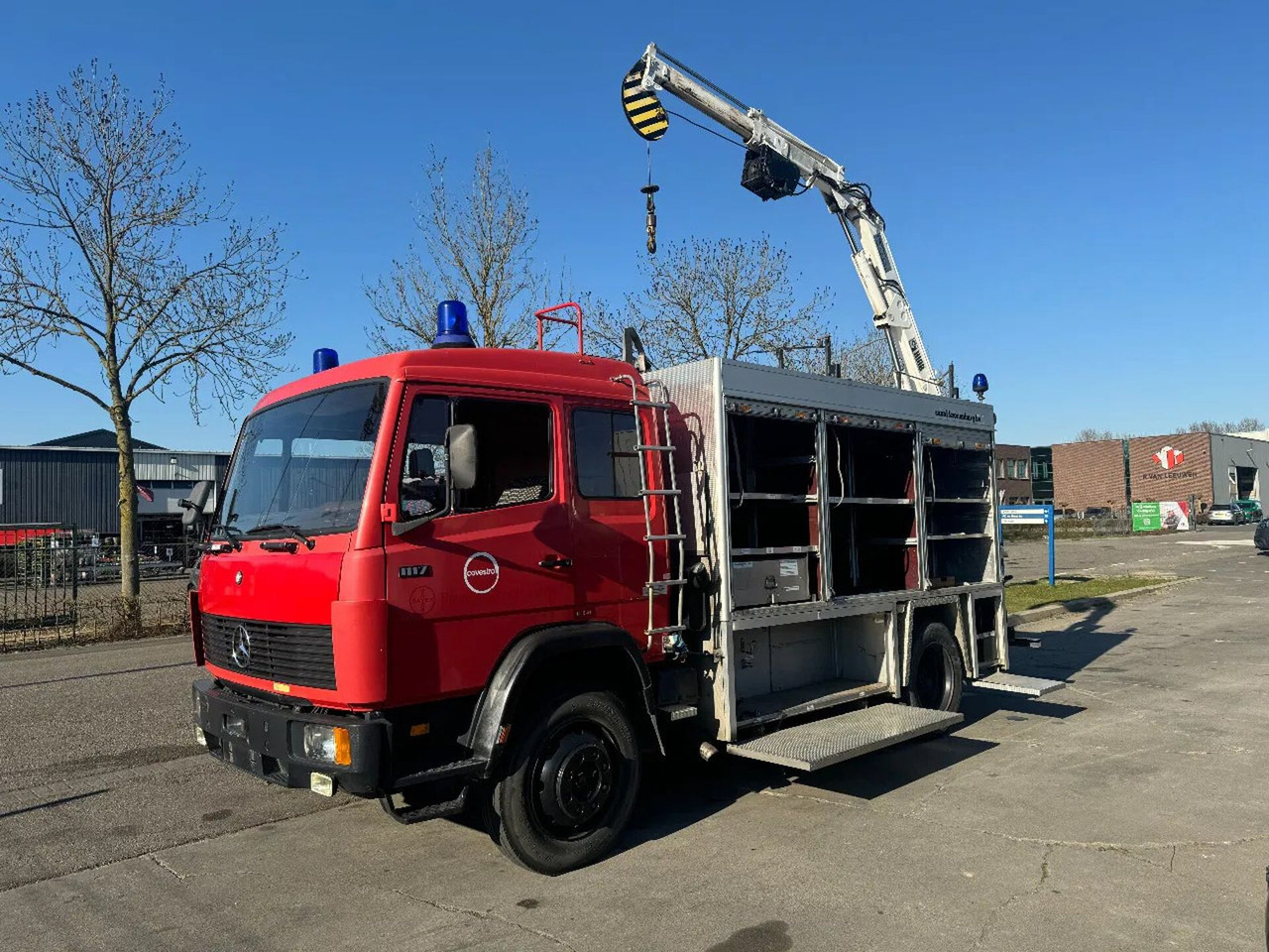 Mercedes-Benz 1117 4X2 FIRE TRUCK HIAB 050A ONLY 105787 KM - LKW, Autokran: das Bild 1 Mercedes-Benz 1117 4X2 FIRE TRUCK HIAB 050A ONLY 105787 KM - LKW, Autokran: das Bild 1