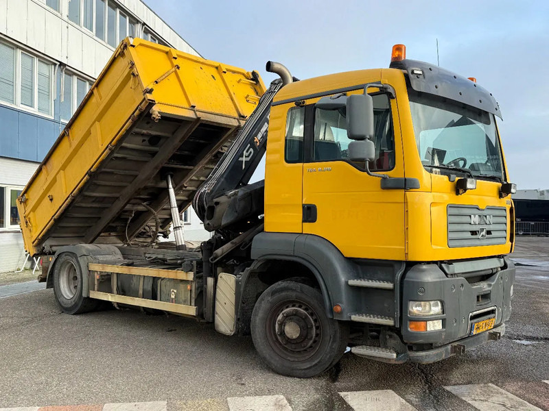 MAN TGA 18.310 4X4 + HIAB 122 ES-2 - DAMAGED CRANE - Autokran: das Bild 1 MAN TGA 18.310 4X4 + HIAB 122 ES-2 - DAMAGED CRANE - Autokran: das Bild 1