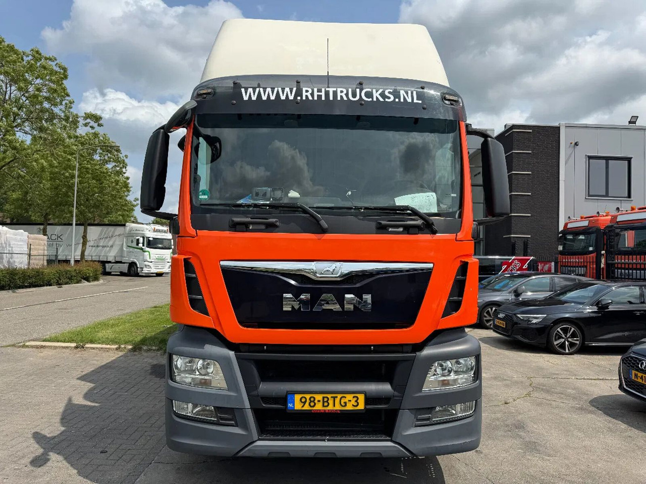 MAN TGS 26.440 6X2 - EURO 6 + THERMKING T-800R + DAU - Kühlkoffer LKW: das Bild 2 MAN TGS 26.440 6X2 - EURO 6 + THERMKING T-800R + DAU - Kühlkoffer LKW: das Bild 2