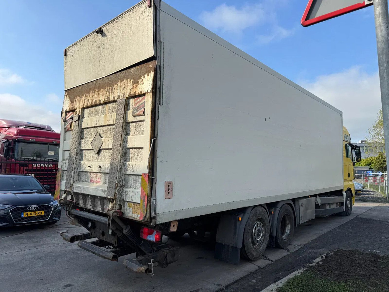 MAN TGX 26.360 6X2 - EURO 5 + ZEPRO LIFT + LIFT/STEE - Koffer LKW: das Bild 5 MAN TGX 26.360 6X2 - EURO 5 + ZEPRO LIFT + LIFT/STEE - Koffer LKW: das Bild 5