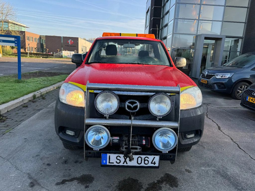 Mazda BT-50 4X4 + TOW TRUCK + DOUBLE WINCH + REMOTE - Abschleppwagen: das Bild 2 Mazda BT-50 4X4 + TOW TRUCK + DOUBLE WINCH + REMOTE - Abschleppwagen: das Bild 2