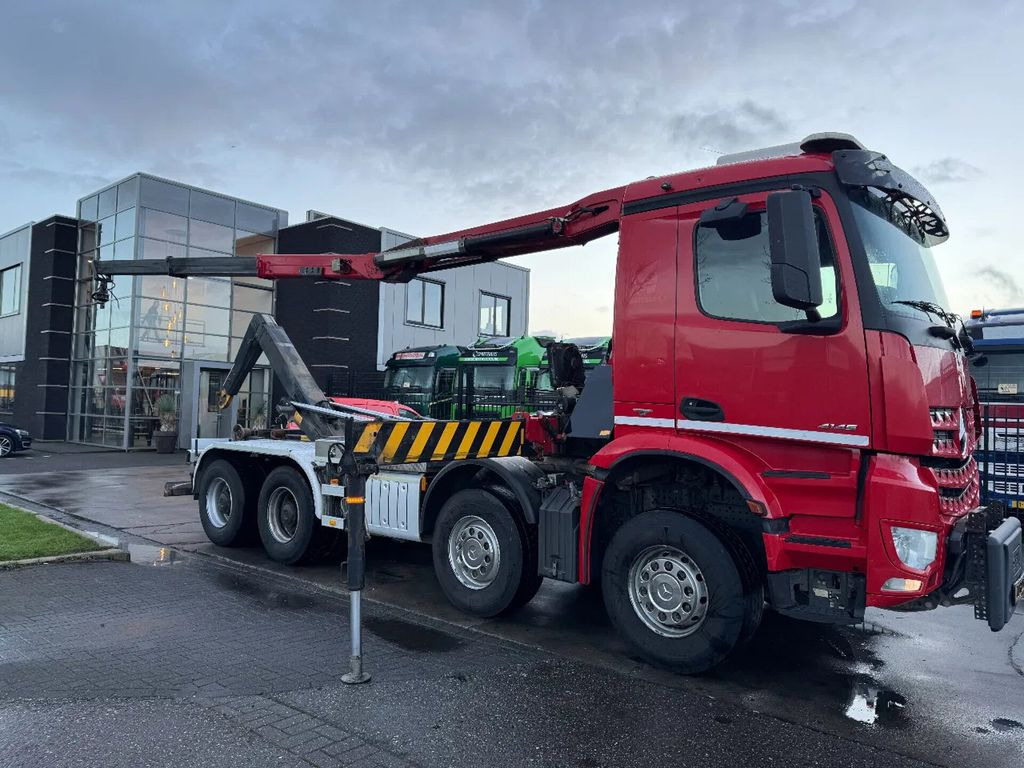Mercedes-Benz Arocs 4145 8X4 - HMF 2243-Z2 CRANE + REMOTE + HY - Abrollkipper, Autokran: das Bild 3 Mercedes-Benz Arocs 4145 8X4 - HMF 2243-Z2 CRANE + REMOTE + HY - Abrollkipper, Autokran: das Bild 3