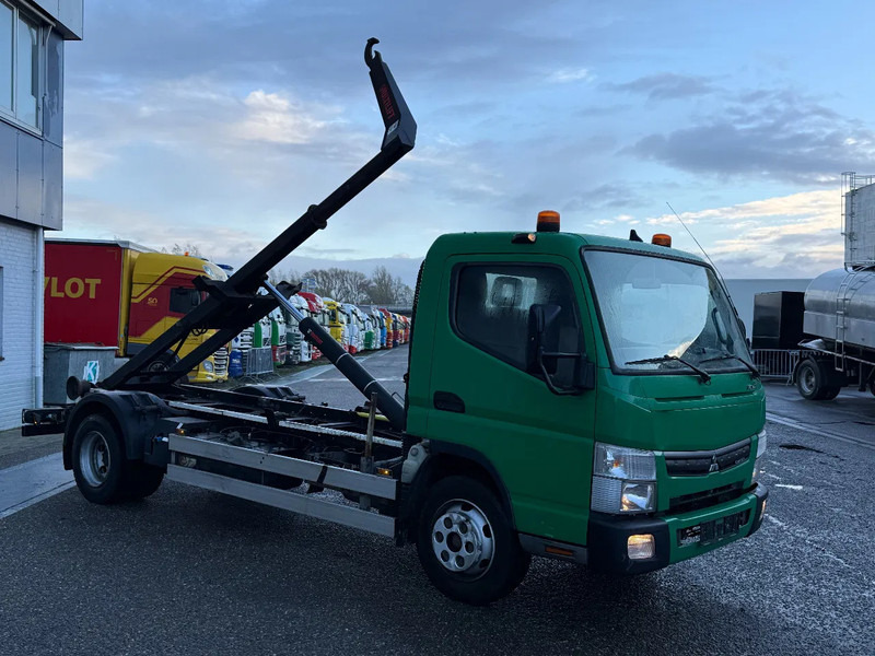 Mitsubishi Canter 7C18 - EURO 6 + HIAB 5 TON HOOKLIFT - Abrollkipper: das Bild 2 Mitsubishi Canter 7C18 - EURO 6 + HIAB 5 TON HOOKLIFT - Abrollkipper: das Bild 2