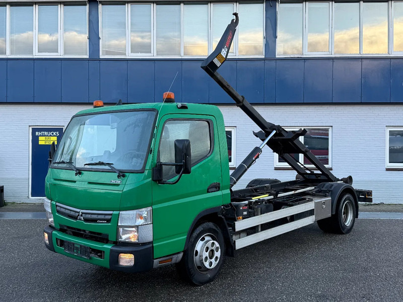 Mitsubishi Canter 7C18 - EURO 6 + HIAB 5 TON HOOKLIFT - Abrollkipper: das Bild 1 Mitsubishi Canter 7C18 - EURO 6 + HIAB 5 TON HOOKLIFT - Abrollkipper: das Bild 1