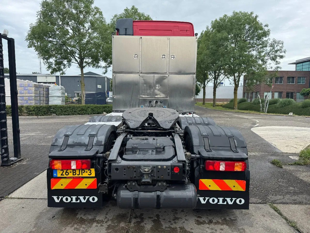 Volvo FH 460 6X2 EURO 6 ONLY 252.195 KM TÜV 07-2026 - Sattelzugmaschine: das Bild 5 Volvo FH 460 6X2 EURO 6 ONLY 252.195 KM TÜV 07-2026 - Sattelzugmaschine: das Bild 5