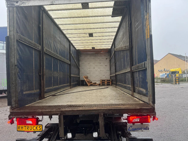 Scania P230 4X2 MANUAL + ZEPRO 2500 KG LIFT + REMOTE CONTROL - Plane LKW: das Bild 5 Scania P230 4X2 MANUAL + ZEPRO 2500 KG LIFT + REMOTE CONTROL - Plane LKW: das Bild 5