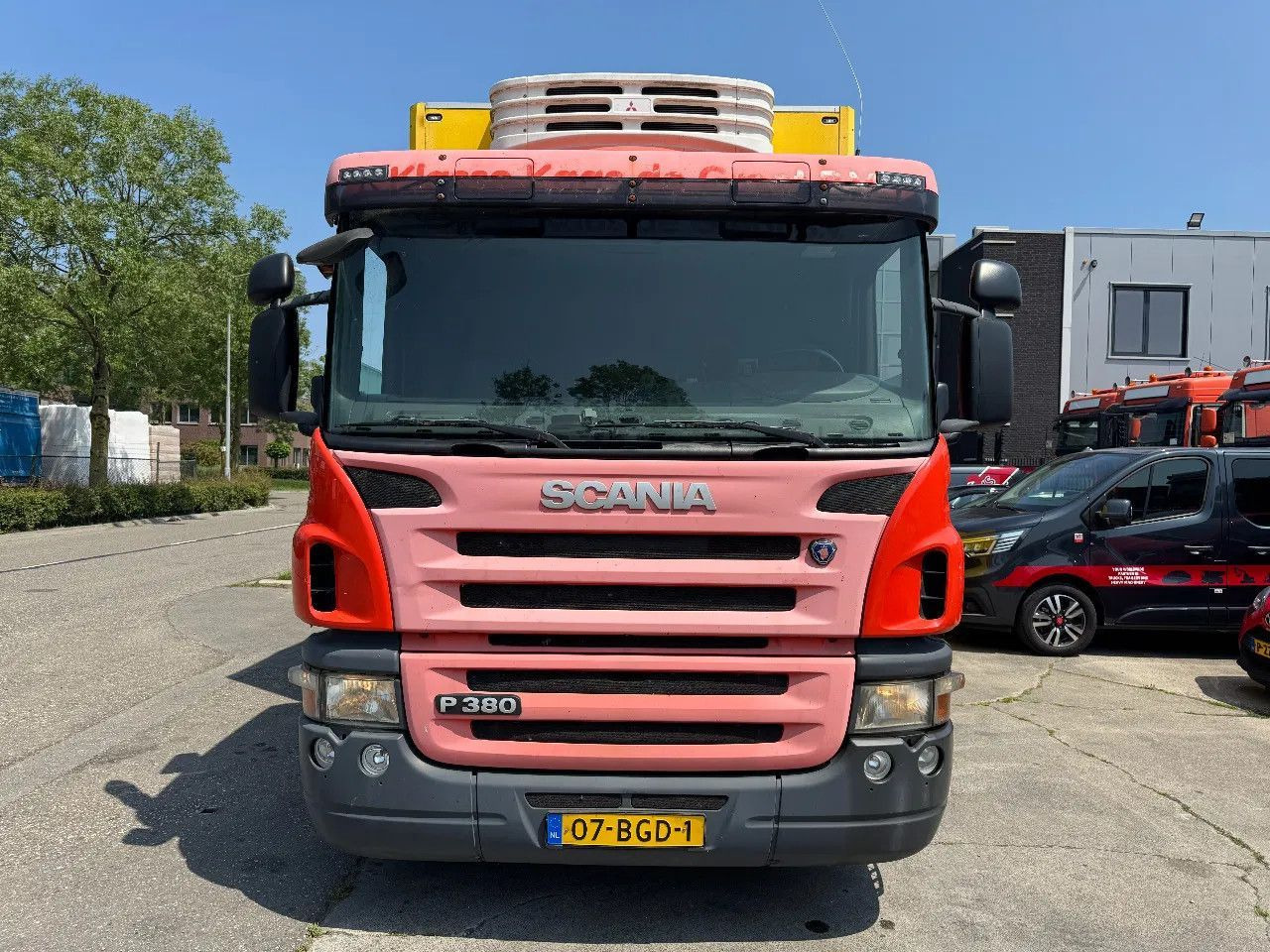 Scania P380 6X2 - EURO 5 + MITSUBISHI COOLING + BÄR LIF - Kühlkoffer LKW: das Bild 2 Scania P380 6X2 - EURO 5 + MITSUBISHI COOLING + BÄR LIF - Kühlkoffer LKW: das Bild 2
