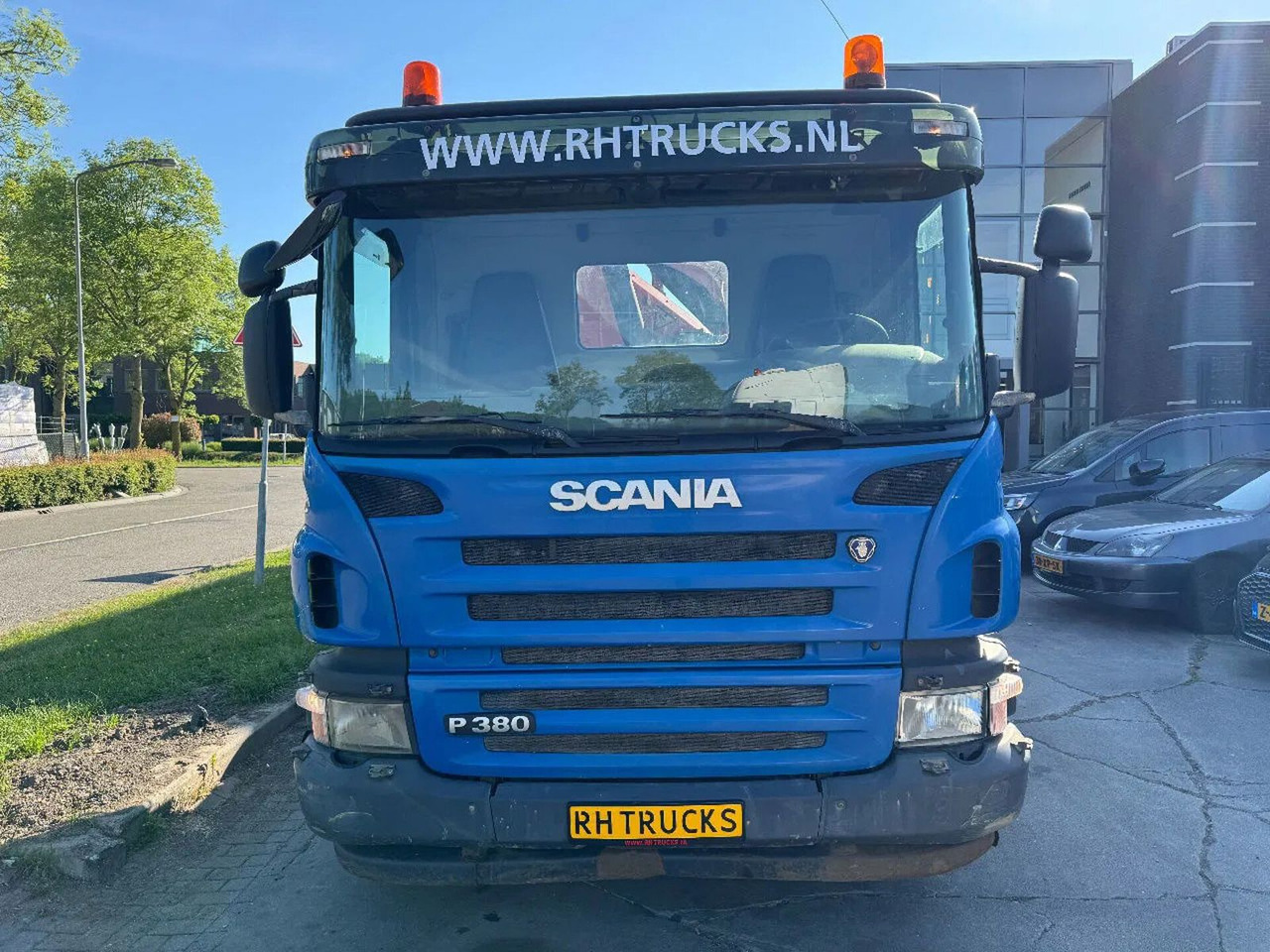 Scania P380 8X4 PALFINGER HOOK + PALFINGER PK16502 + RE - Autokran: das Bild 5 Scania P380 8X4 PALFINGER HOOK + PALFINGER PK16502 + RE - Autokran: das Bild 5
