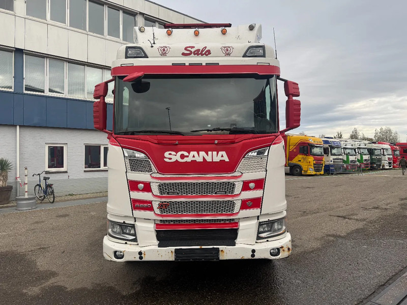 Scania R650 V8 NGS XT 8X4 EURO 6 - Pritsche LKW: das Bild 2 Scania R650 V8 NGS XT 8X4 EURO 6 - Pritsche LKW: das Bild 2