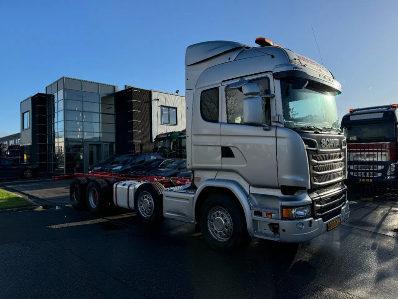 Scania R730 V8 8X4 EURO 6 BIG AXLES - Fahrgestell LKW: das Bild 1 Scania R730 V8 8X4 EURO 6 BIG AXLES - Fahrgestell LKW: das Bild 1
