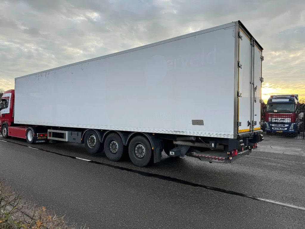 TECNOKAR CARRIER VECTOR 1550 3X SAF AXLE - Kühlkoffer Auflieger: das Bild 2 TECNOKAR CARRIER VECTOR 1550 3X SAF AXLE - Kühlkoffer Auflieger: das Bild 2