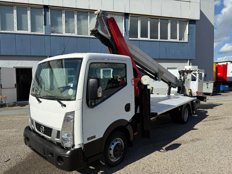 Nissan 35-12 PALFINGER HOOGWERKER 20 METER - Transporter: das Bild 2 Nissan 35-12 PALFINGER HOOGWERKER 20 METER - Transporter: das Bild 2
