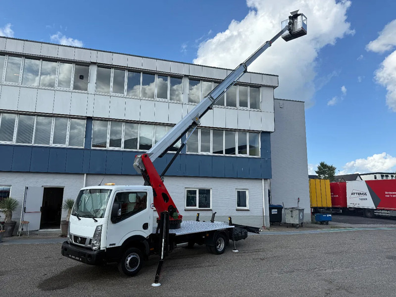Nissan 35-12 PALFINGER HOOGWERKER 20 METER - Transporter: das Bild 1 Nissan 35-12 PALFINGER HOOGWERKER 20 METER - Transporter: das Bild 1