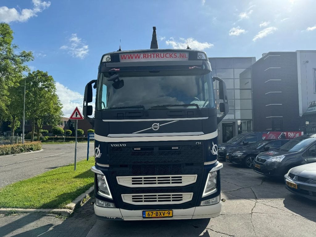Volvo FH 500 8X2 EURO 6 + PALFINGER T22 HOOKLIFT - Abrollkipper: das Bild 2 Volvo FH 500 8X2 EURO 6 + PALFINGER T22 HOOKLIFT - Abrollkipper: das Bild 2