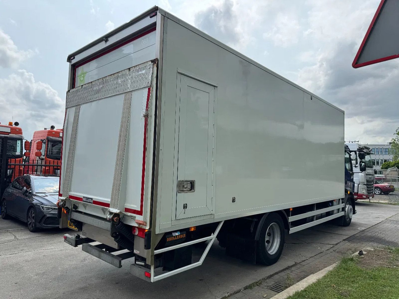 Volvo FL 250 4X2 - EURO 6 + DHOLLANDIA LIFT + TÜV 04-2 - Koffer LKW: das Bild 5 Volvo FL 250 4X2 - EURO 6 + DHOLLANDIA LIFT + TÜV 04-2 - Koffer LKW: das Bild 5