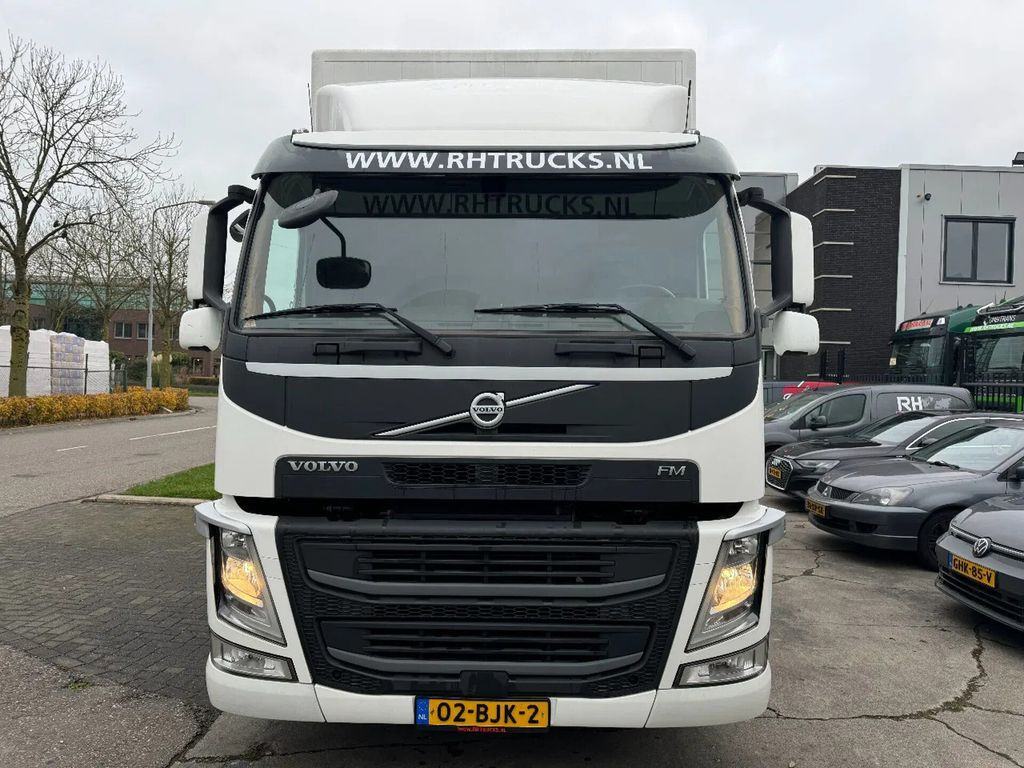 Volvo FM 330 4X2 - EURO 6 + DHOLLANDIA LIFT + ONLY 500 - Koffer LKW: das Bild 2 Volvo FM 330 4X2 - EURO 6 + DHOLLANDIA LIFT + ONLY 500 - Koffer LKW: das Bild 2