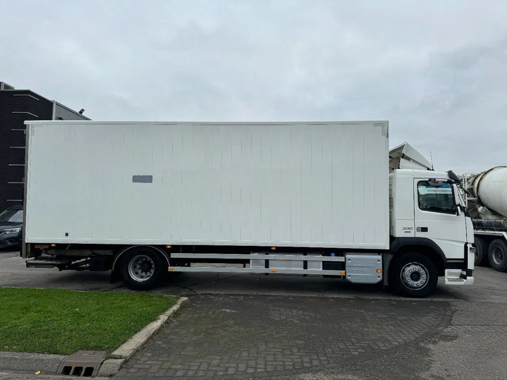 Volvo FM 330 4X2 - EURO 6 + DHOLLANDIA LIFT + ONLY 500 - Koffer LKW: das Bild 4 Volvo FM 330 4X2 - EURO 6 + DHOLLANDIA LIFT + ONLY 500 - Koffer LKW: das Bild 4