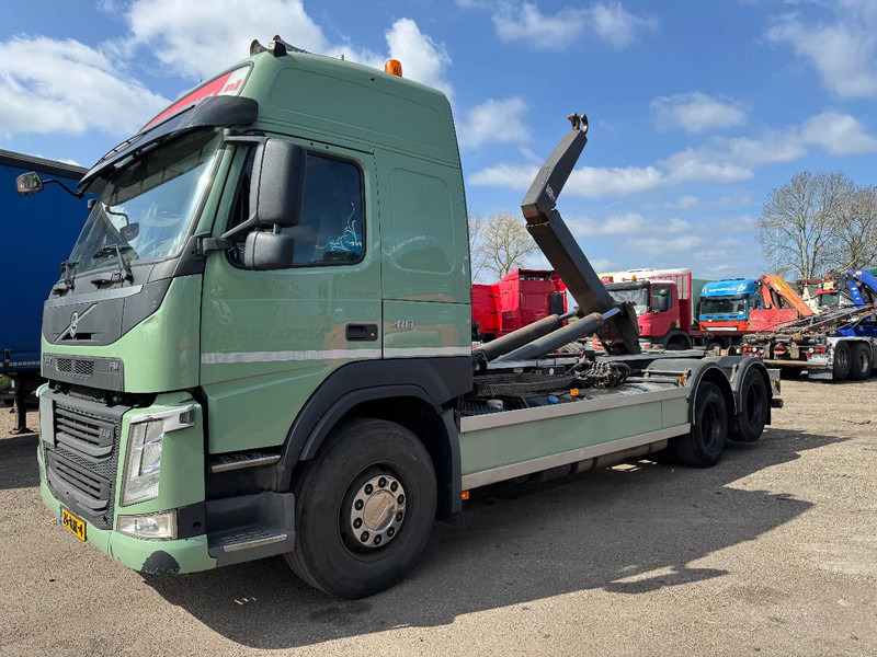 Volvo FM 410 6X2 EURO 6 VDL 20 T HOOK LIFTING AXLE - Abrollkipper: das Bild 1 Volvo FM 410 6X2 EURO 6 VDL 20 T HOOK LIFTING AXLE - Abrollkipper: das Bild 1