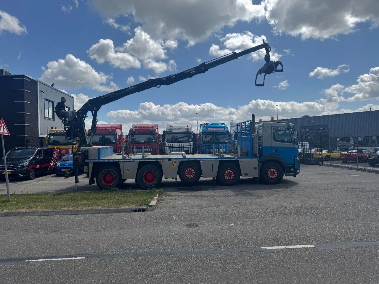 Volvo FMX 460 10X4 HIAB J2640ZT + HULTDINS GRIJPER HUB - Pritsche LKW, Autokran: das Bild 4 Volvo FMX 460 10X4 HIAB J2640ZT + HULTDINS GRIJPER HUB - Pritsche LKW, Autokran: das Bild 4