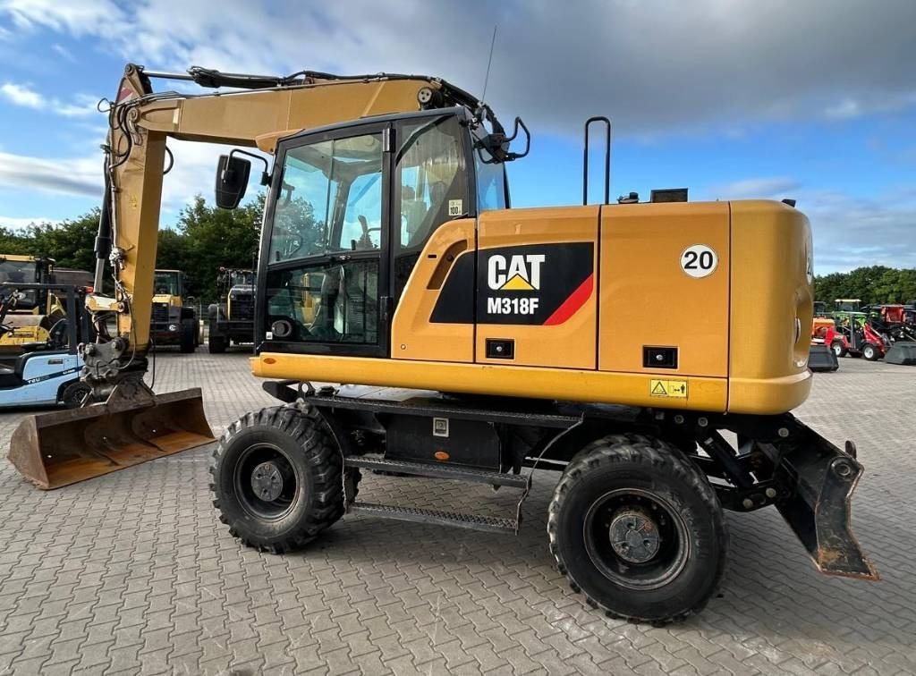 CAT M 318 F - Mobilbagger: das Bild 4 CAT M 318 F - Mobilbagger: das Bild 4