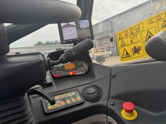 Teleskopradlader CAT TH 414 4x4, Klima: das Bild 12 Teleskopradlader CAT TH 414 4x4, Klima: das Bild 12