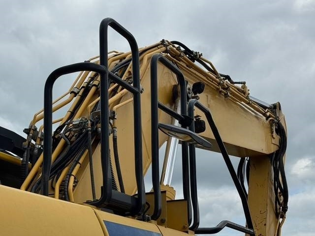 Komatsu PC 240 NLC-10 - Kettenbagger: das Bild 5 Komatsu PC 240 NLC-10 - Kettenbagger: das Bild 5