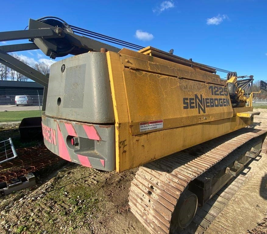 Sennebogen S 1225 R - Schürfkübelbagger: das Bild 3 Sennebogen S 1225 R - Schürfkübelbagger: das Bild 3